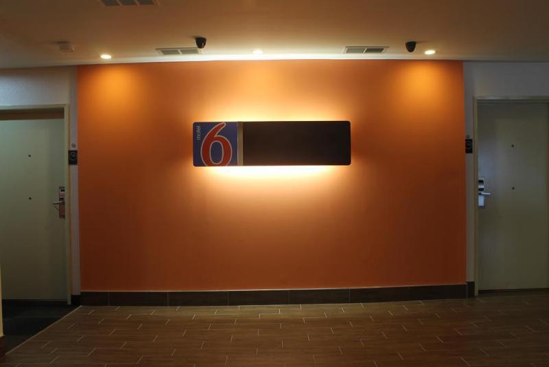 Motel 6-Atlanta, Ga - Downtown Екстериор снимка